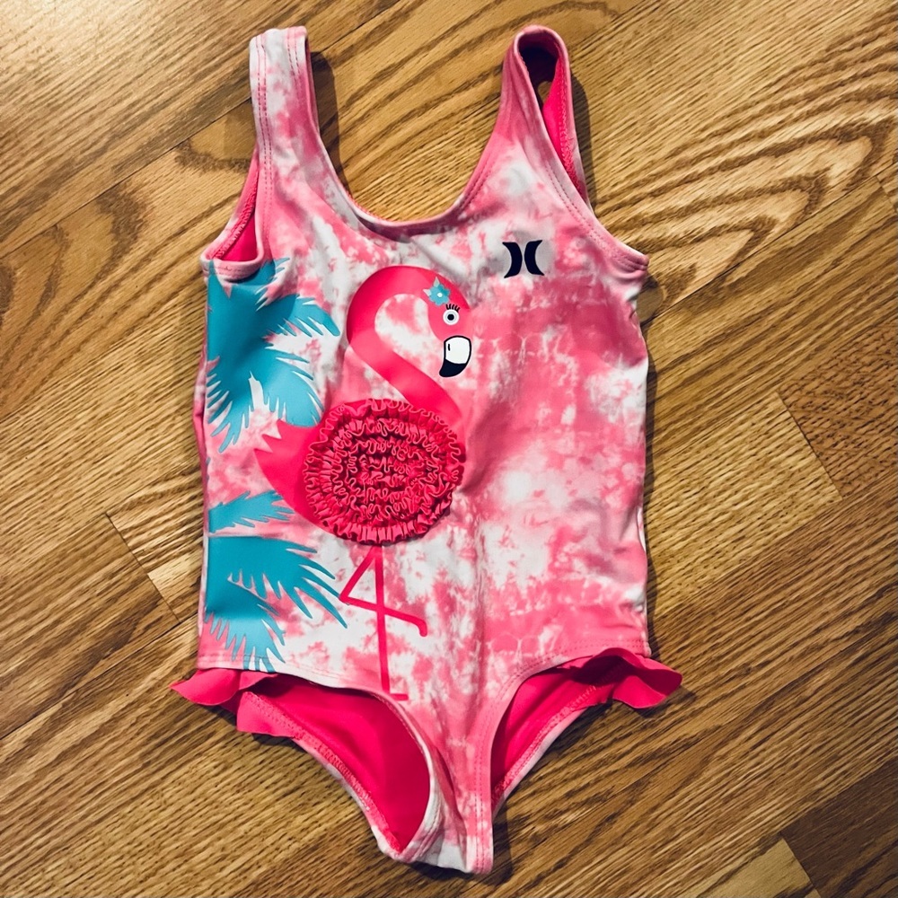 Hurley Pink & White Tye Dye 1 Piece Swimsuit With Flamingo Graphic Size 2 T - Picture 1 of 7